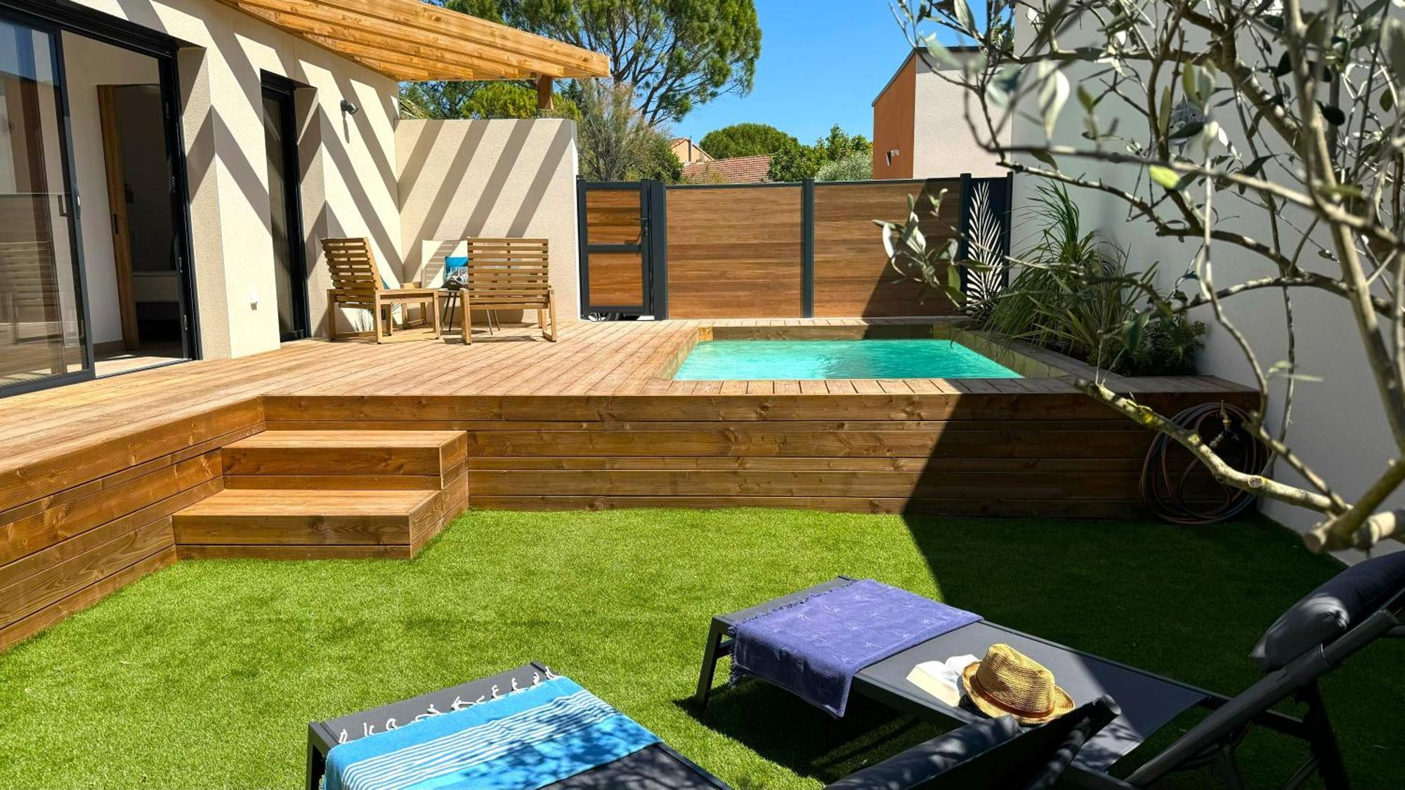 Daya Lodge. LʼIsle-sur-la-Sorgue Exterior foto
